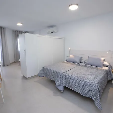 Mombasa 2 Planta Nerja
