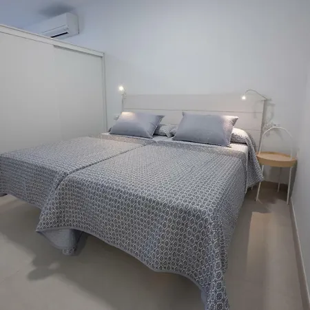 Mombasa 2 Planta Apartmán *