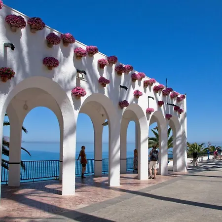 Mombasa 2 Planta Apartmán *