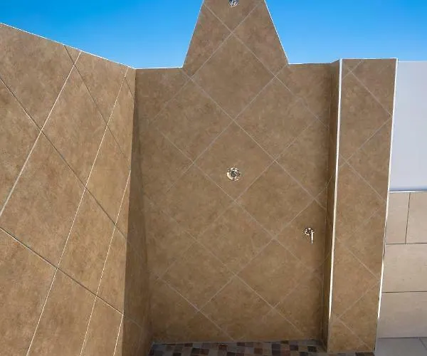 Mombasa 2 Planta Apartment Nerja